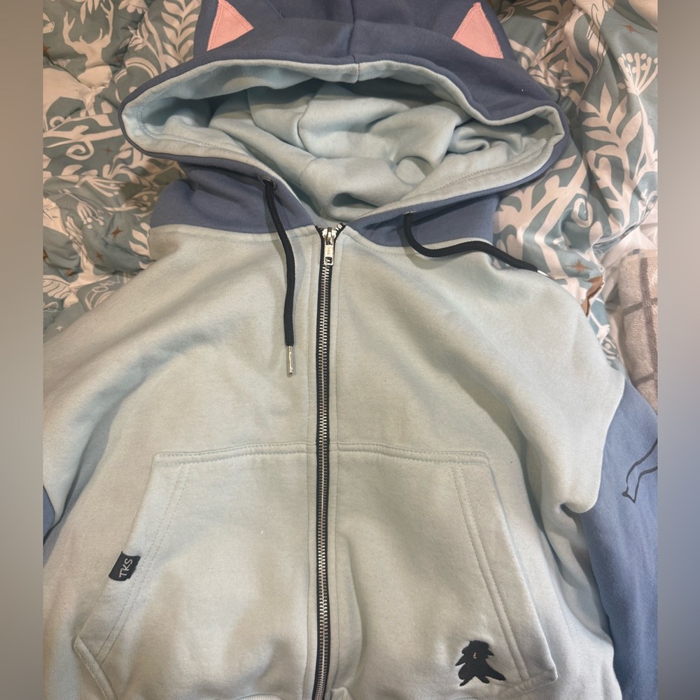The Kigu Stop oversized kpop demon hunters derpy crop jacket